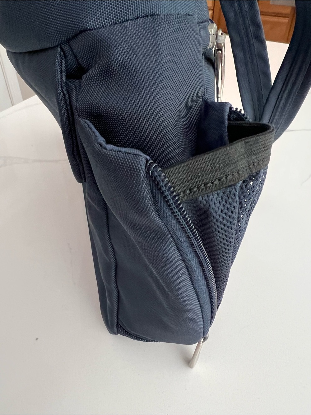 TRAVELON Anti-Theft Classic Messenger Bag Midnight NWT $88 - Picture 12 of 14